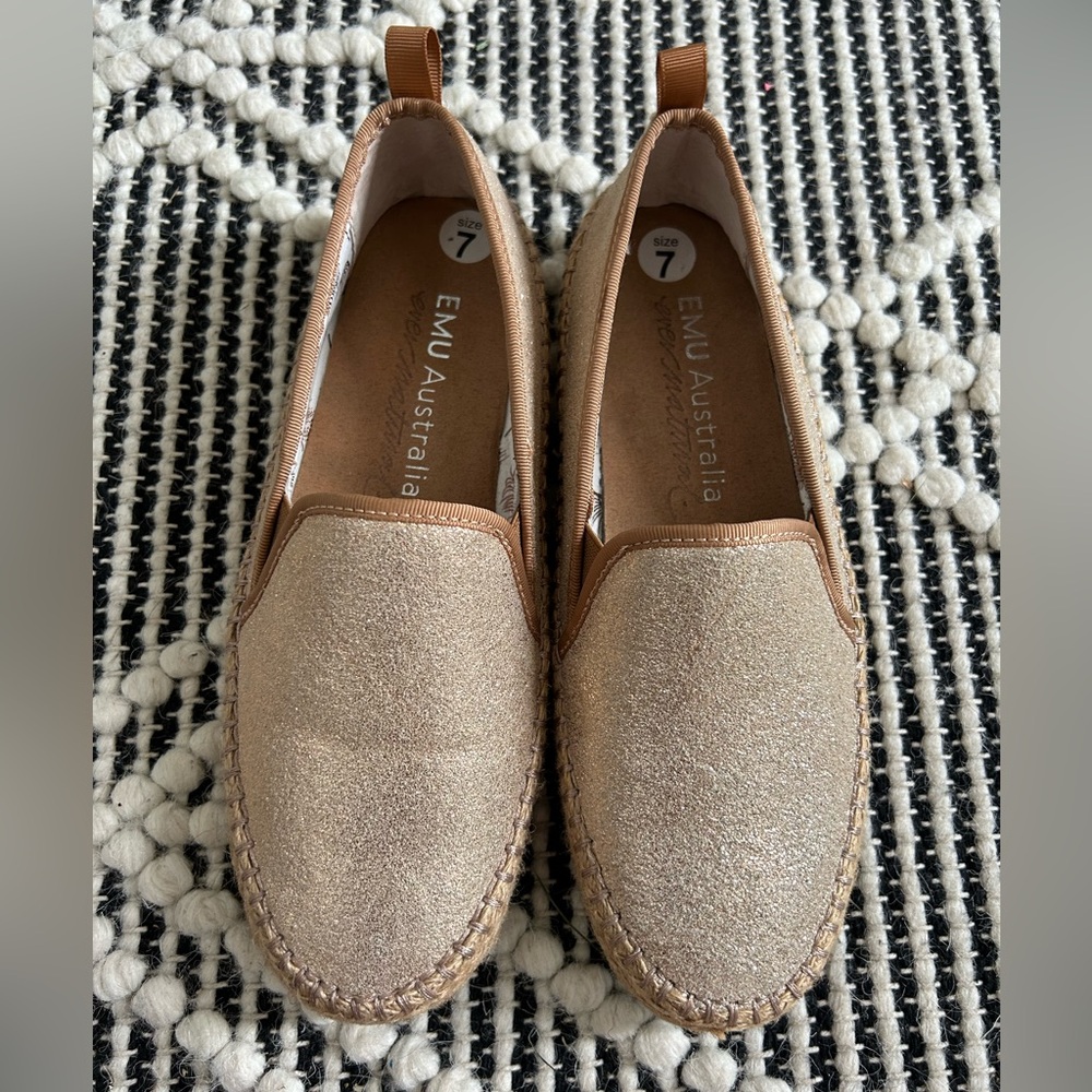 Emu Australia slip on shoes- Look like new!